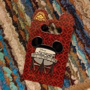 Hollywood Studios trading pin